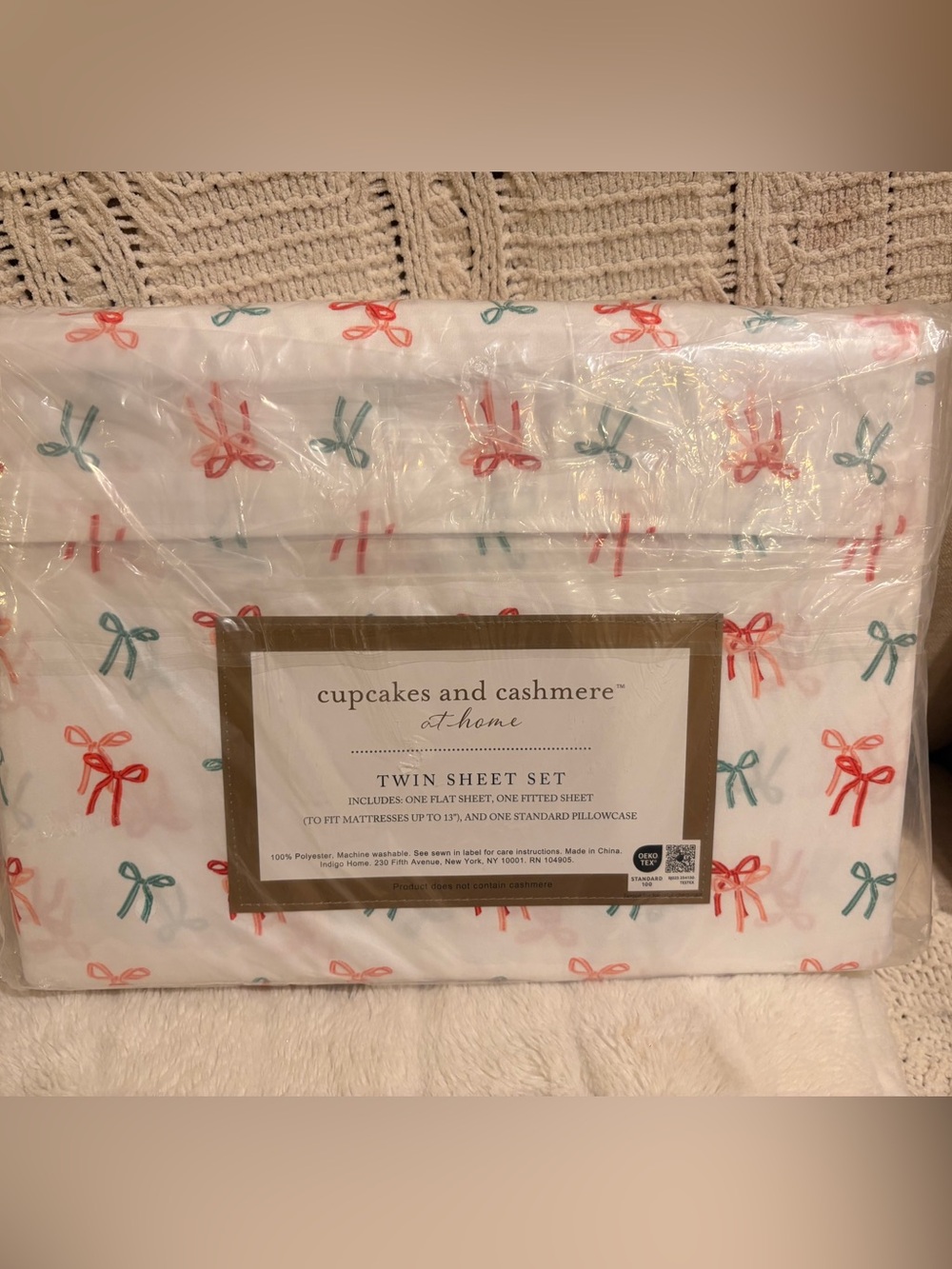 Queen & Twin cupcakes & cashmere Twin Sheet Set in White with Pink & Teal Bows
